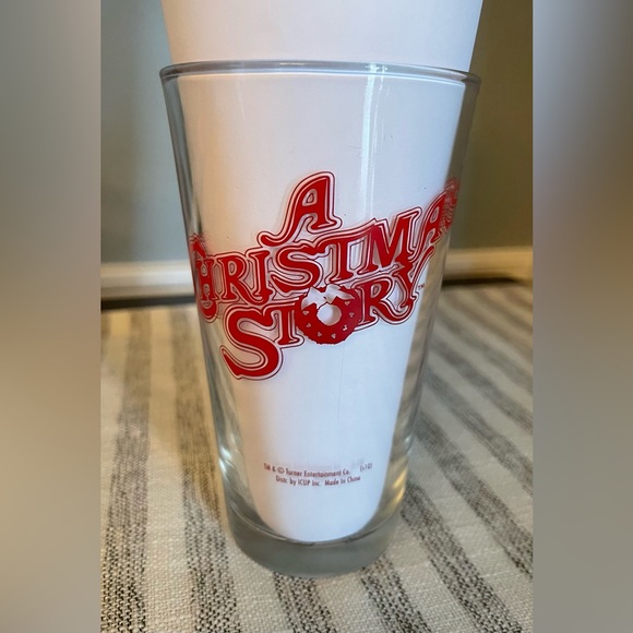A Christmas Story - Set Of 4 Glasses - Tuner Entertainment - Picture 7 of 14